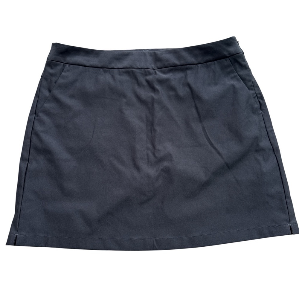 Nike Dri fit Women’s Black skort skirt Golf Pickleball Size Medium